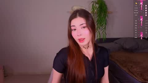 Kristy and Alice online show from December 7, 5:26 pm