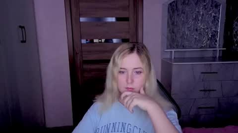 Kristy online show from May 21, 11:11 pm
