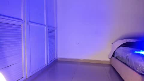 Cristina online show from April 19, 7:05 pm