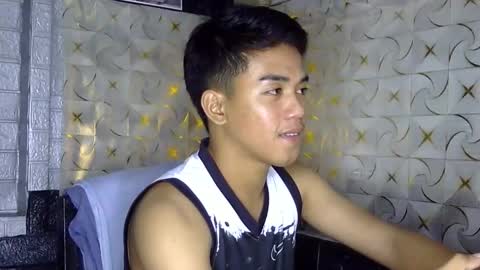 kritthanarkorn online show from March 22, 5:06 pm