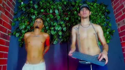 justym online show from February 9, 10:42 am