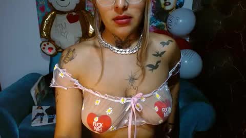 kronikafuckass online show from February 14, 9:43 pm