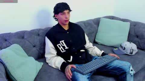 Kroy Wave  Muscle Tattoos Latino online show from June 3, 3:53 am