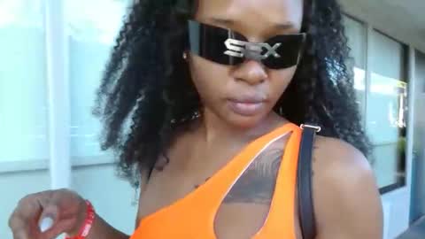 Krystal Blake online show from April 20, 11:52 pm