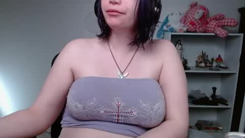 Krystal Syx online show from April 17, 9:50 pm