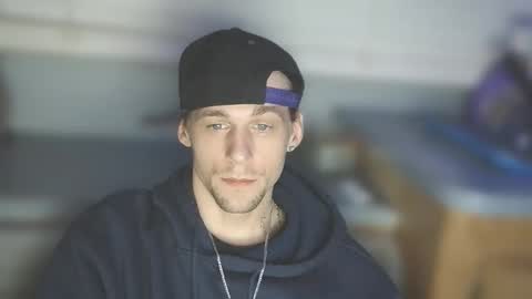 krytiar1992 online show from October 20, 5:45 am