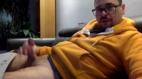 krzysztof1977 online show from February 2, 10:50 pm