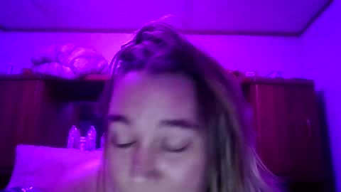 Curv Daze online show from June 20, 3:45 am