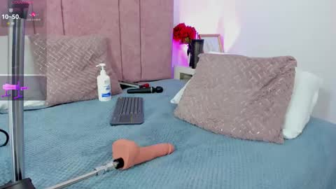 SARA online show from September 12, 2:19 pm