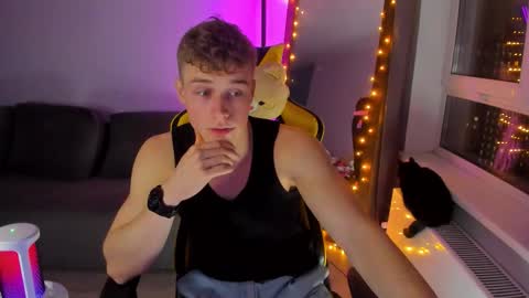 kurt_hanssen online show from November 19, 7:01 pm