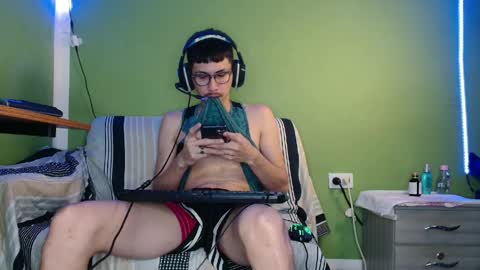 kurtwillms online show from March 29, 11:12 am