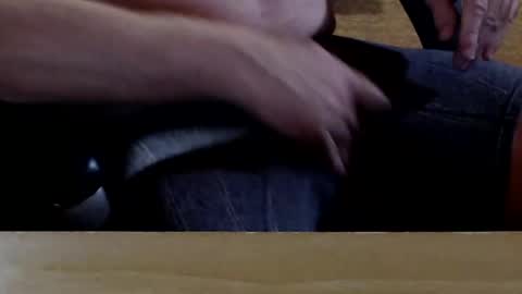 kwib34 online show from December 5, 10:06 am