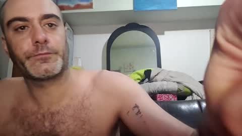 kyle67527 online show from April 15, 3:32 am