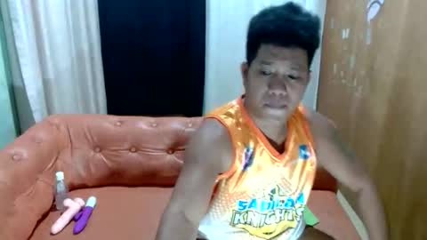 kyle_lacuste online show from November 19, 4:39 pm