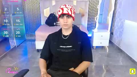 kyler_tay online show from July 2, 11:48 am