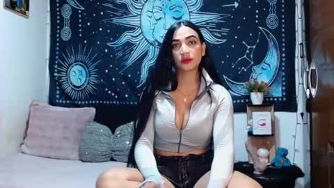 kylie online show from September 19, 9:18 pm