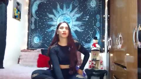 kylie online show from January 8, 11:54 pm