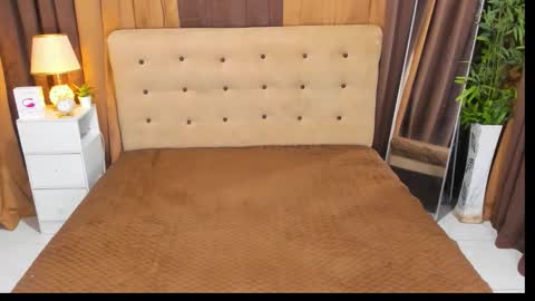 kylie_cums online show from September 21, 12:14 am