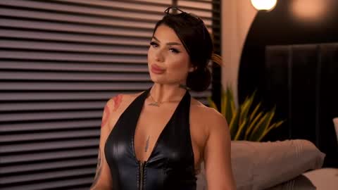 Kylie online show from May 29, 2:20 am
