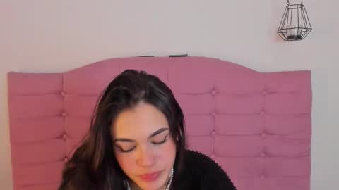 Snapshot of kylie_ls chatting on October 3, 2:53 am kylie_ls online show from October 3, 2:53 am