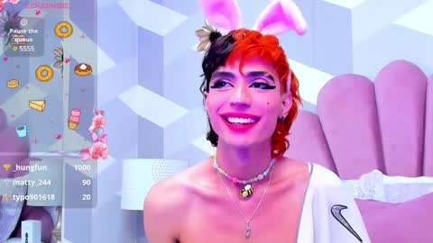 Kylie jl online show from February 17, 11:44 am