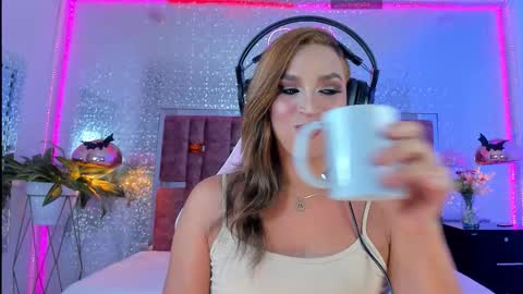 Kylie online show from October 20, 4:28 am