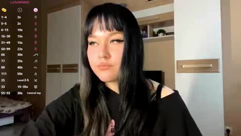 Eva online show from November 26, 11:18 am