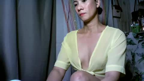 kyutshyne online show from February 8, 1:00 am