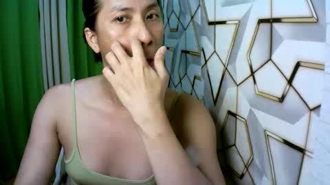 kyutshyne online show from March 22, 5:50 pm