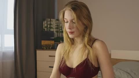 Alice online show from March 25, 3:46 am