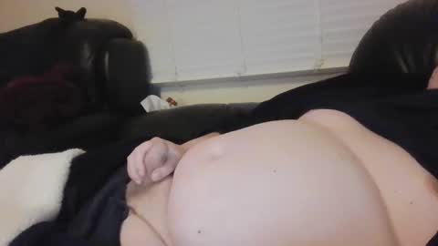 labialuv2suck online show from January 12, 8:38 pm