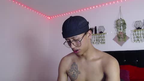 labrinthteasing online show from March 31, 9:04 pm