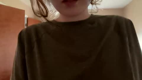 lacedinsin online show from May 23, 1:34 am