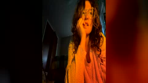 lacedinsin online show from June 14, 2:46 am