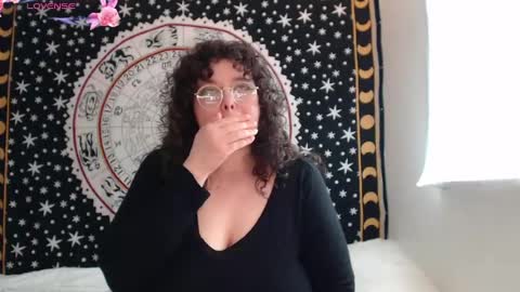 Lacey online show from June 11, 9:02 pm