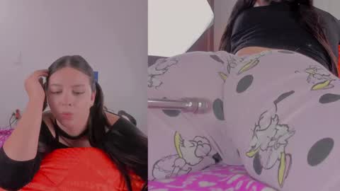 Snapshot of lacii_lost chatting on March 6, 1:05 am LACI LOST online show from March 6, 1:05 am