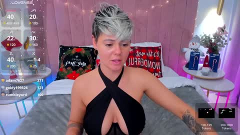 Snapshot of lady_alibi chatting on January 5, 6:13 pm AliCooper  online show from January 5, 6:13 pm