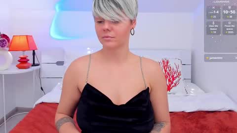 Snapshot of lady_alibi chatting on March 1, 3:16 pm AliCooper  online show from March 1, 3:16 pm