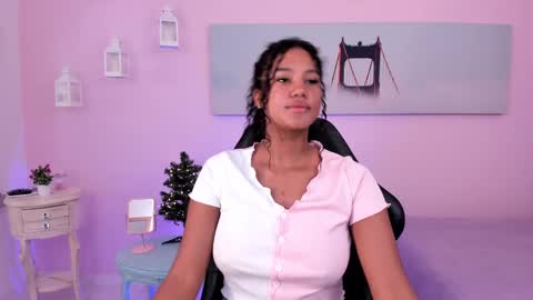 Karla - Instagram   lady karla1 online show from February 25, 4:57 pm