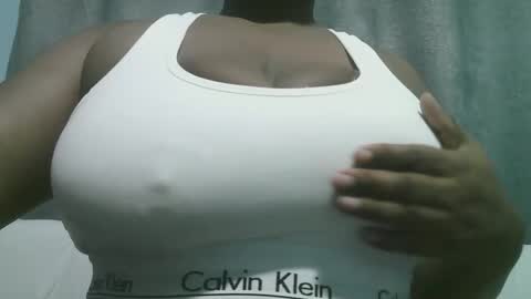 lady_dearra online show from October 21, 3:11 am