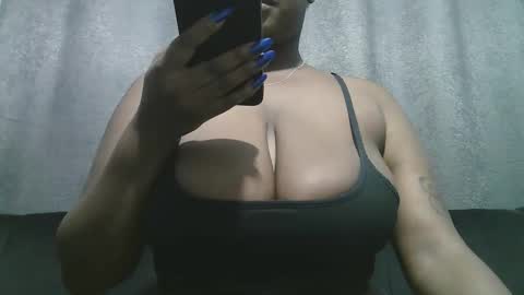 lady_dearra online show from January 6, 4:16 am