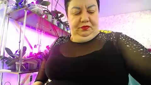 Lady Gloria online show from March 7, 8:25 am