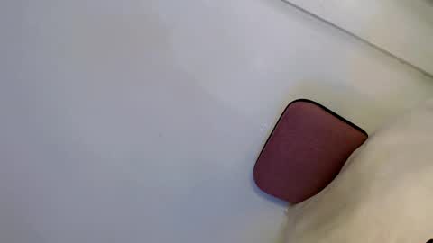 Ella online show from February 18, 2:59 pm