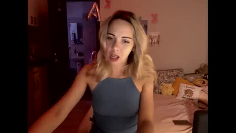 lady_smile69 online show from October 2, 4:28 pm