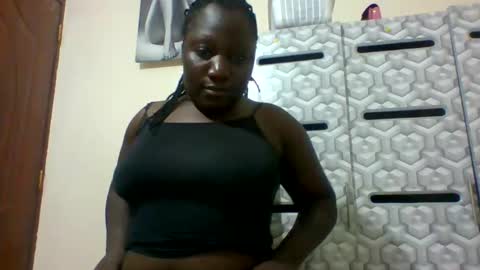 lindah32 online show from January 30, 11:02 pm