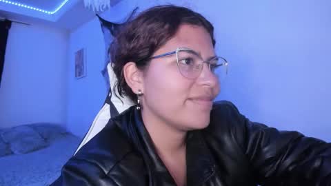  Lady  online show from October 15, 2:59 am