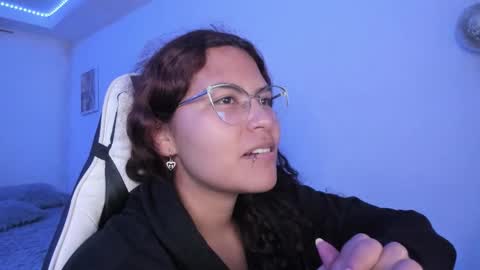  Lady  online show from October 1, 2:54 am