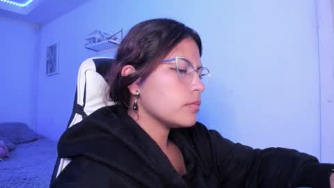  Lady  online show from January 16, 5:05 am