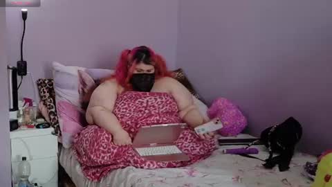 ladykitsunebig online show from July 7, 6:47 am