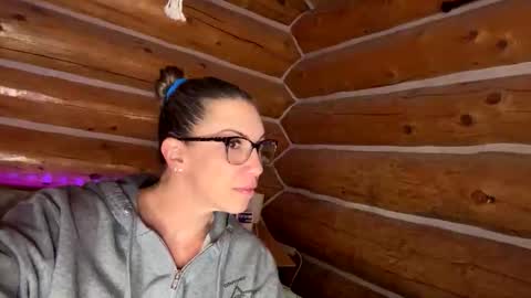 Snapshot of ladylorreign chatting on October 19, 2:38 am ladylorreign online show from October 19, 2:38 am